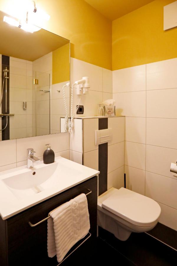 Casa Palatina Bed & Breakfast Grosskarlbach Ngoại thất bức ảnh