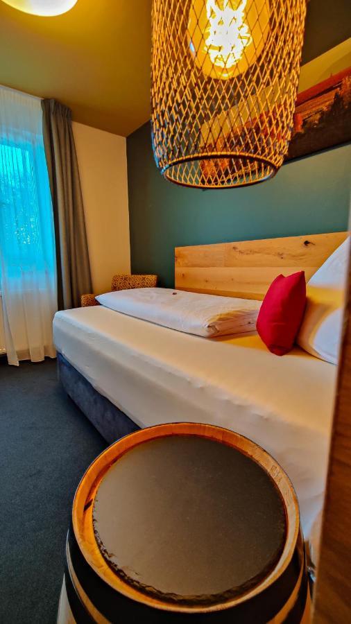 Casa Palatina Bed & Breakfast Grosskarlbach Ngoại thất bức ảnh